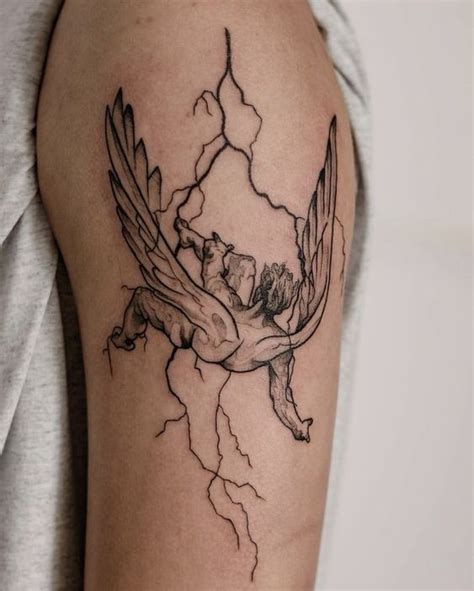 Strength and Power: 55 Fallen Angel Tattoos To Lift。